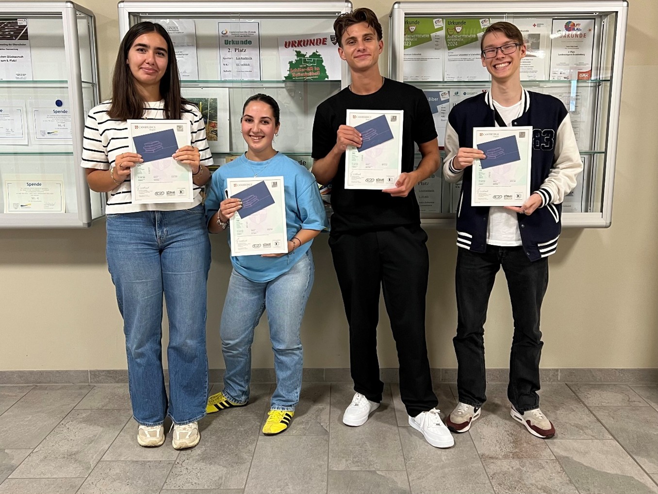 FCE-Absolventen (Urheber: Amy-Johnson-Gymnasium)